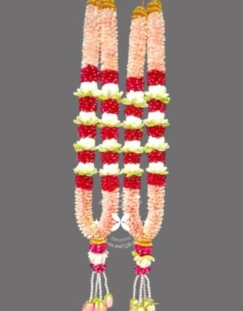 Order fresh handcrafted wedding garlands online from India’s top designers. offering pan India shipping for unique high quality fresh flower Wedding Garland wedding garlands in chennai wedding garland online garland online delivery chennai in india Indian wedding Garlands Jaimala Varmala Order at Online