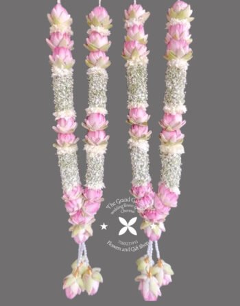 Order fresh handcrafted wedding garlands online from India’s top designers. offering pan India shipping for unique high quality fresh flower Wedding Garland wedding garlands in chennai | wedding garland online | garland online delivery chennai in india | Wedding Garland online price in Chennai | Indian wedding Garlands Jaimala Varmala | wedding Garland Order at Online