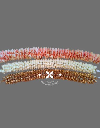 Order fresh handcrafted bridal hair flowers online from India’s top designers. offering pan India shipping for unique high quality fresh flower bridal hair flowers. bridal flowers for hair, bridal hair flowers indian, hairstyles with flowers indian, flower hairstyle for bride, original flower for hair bun, veni for hair with real flowers