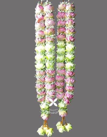 wedding garlands in chennai Wedding Garland price in Chennai Wedding garlands in chennai near me Wedding Garland for Bride and Groom Best wedding garlands in chennai Garland online chennai Online Garland delivery in chennai